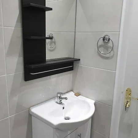 Апартаменты Cozy Granny Flat *